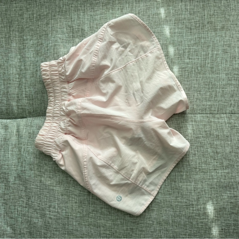 Lululemon track that mid rise lined short 5”